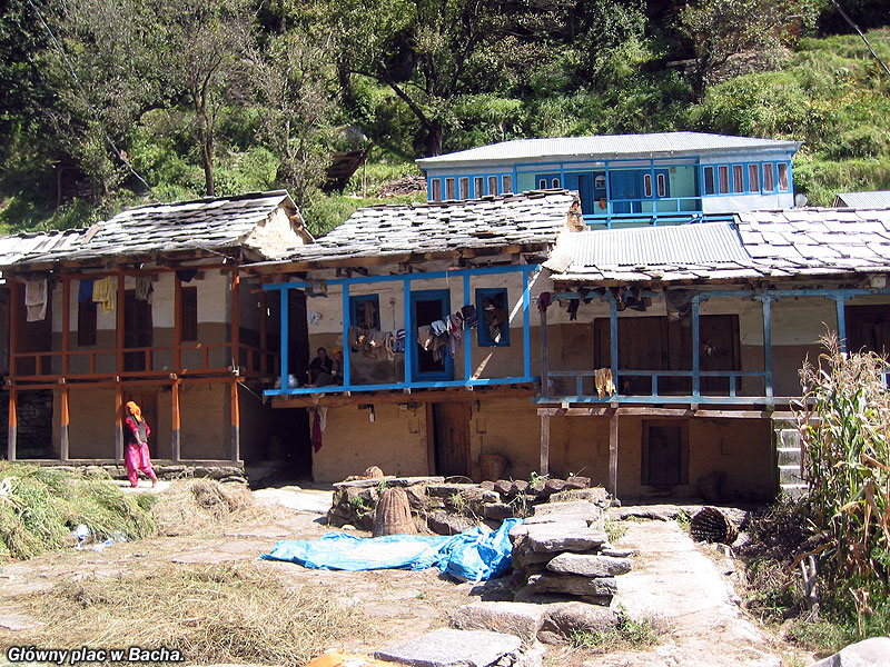 Główny plac w Bacha