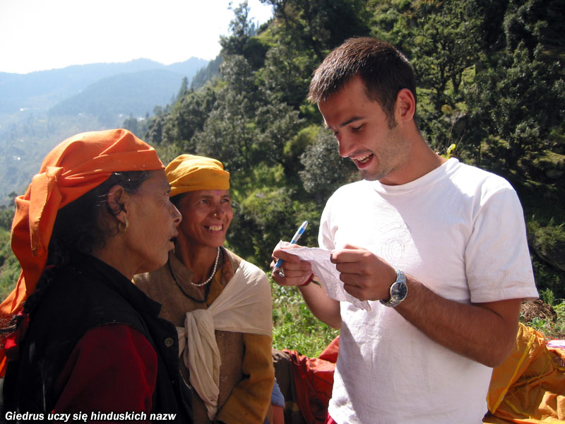 Giedrus uczy się hinduskich nazw