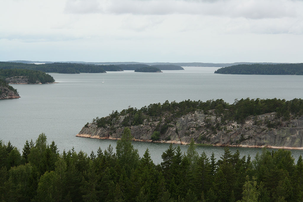 Na najwyższym wzniesieniu Archipelagu Turku - 64 m n.p.m w okolicach Prostvik.