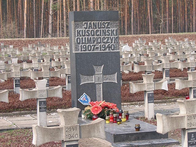 W Palmirach zginął również Janusz Kusociński.